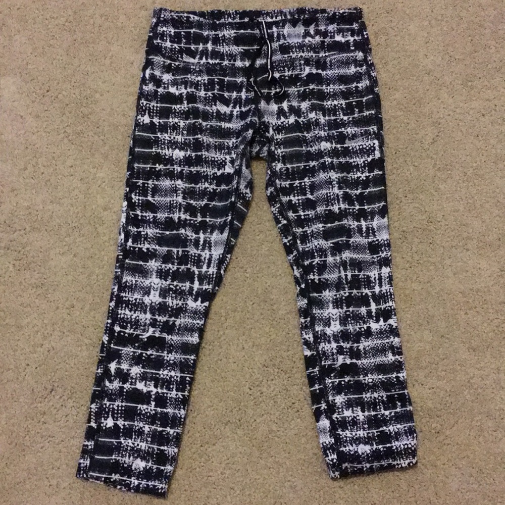 Nike Dri-Fit Black White Snake Print Tights M